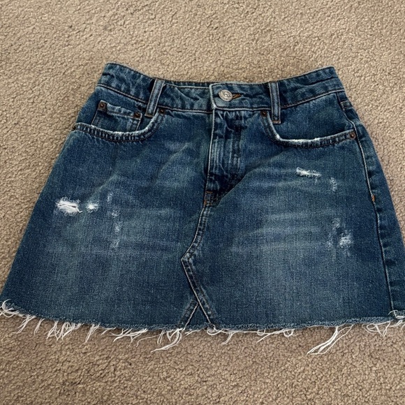BDG Distressed Blue Denim Mini Skirt size XS - Picture 1 of 5